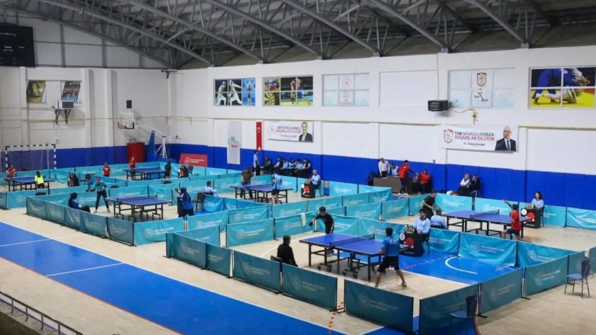 Sivas’ta Genç Raketlerin Şampiyonluk Mücadelesi