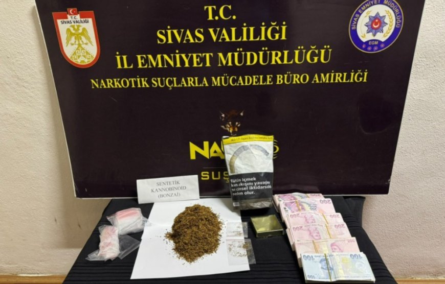 Suşehri’nde uyuşturucu operasyonu: 107 gram madde ele geçirildi