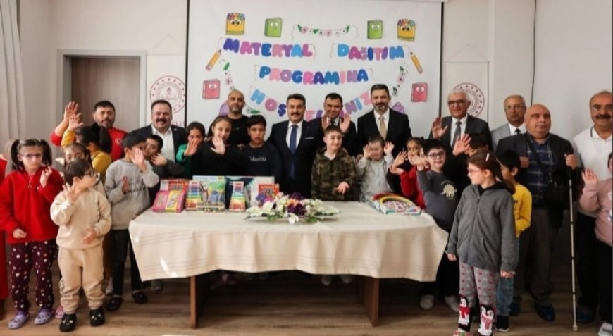 Özel Çocukların Yüzünü Güldüren Destek: 339 Materyal Dağıtıldı